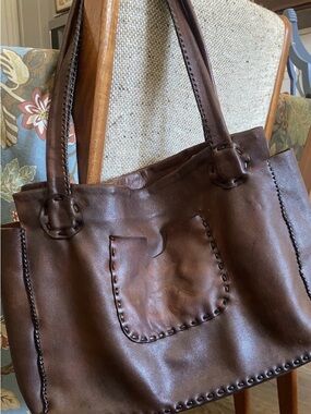 VINTAGE Embossed, Hand Stitched, Brown, Leather Tote Bag. Approx 12x10” Preowned